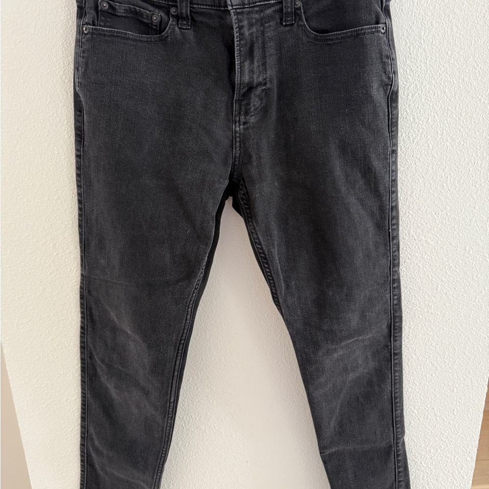Hollister Men's Athletic Skinny Jeans